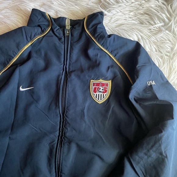 nike women’s usa soccer jacket - Picture 2 of 6